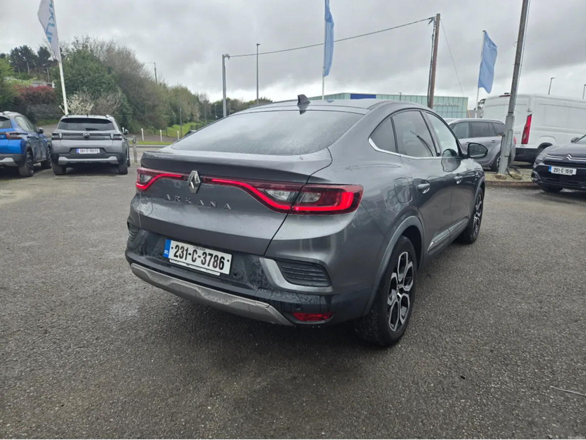 Renault Arkana TECHNO TCE 140 AUTO 5DR - Image 3