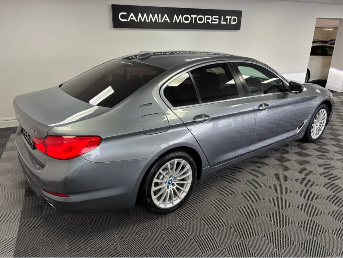 BMW 5-Series *BMW 530e* *DIGITAL DASH* *REVERSE CA - Image 4