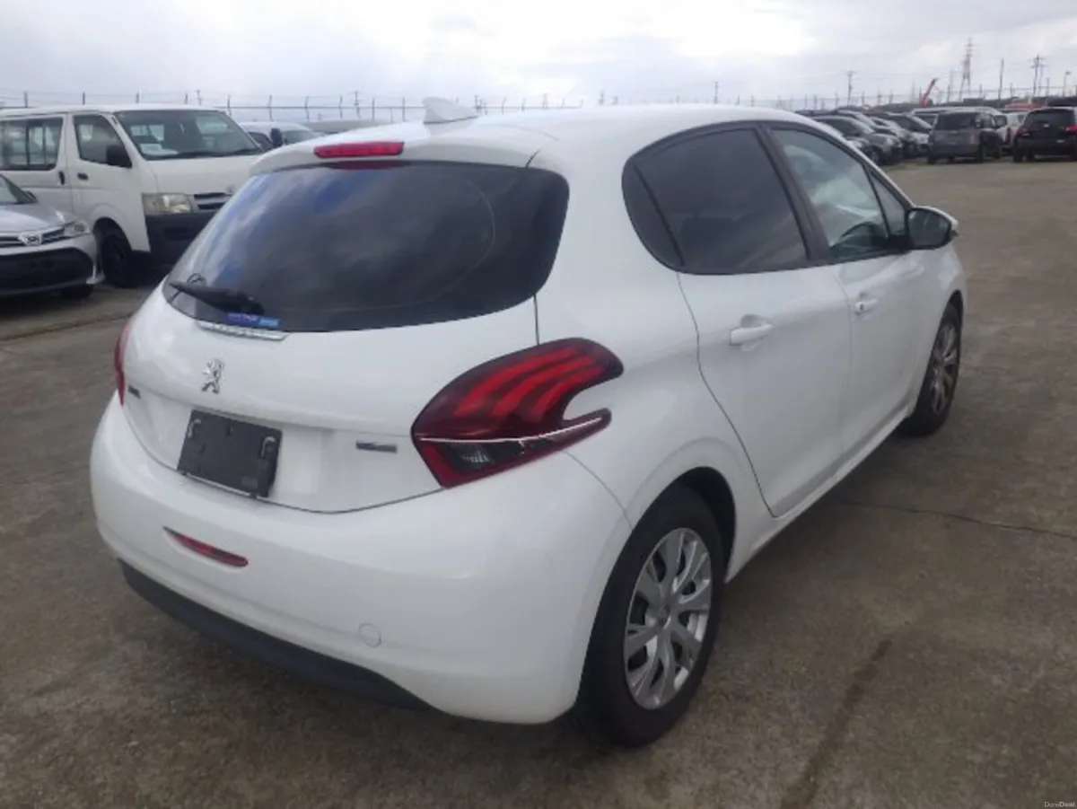 Peugeot 208 COMING SOON - Image 4