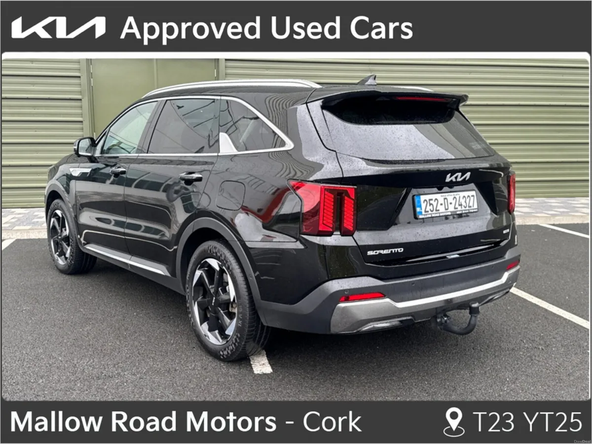 Kia Sorento PHEV PE SEM 5DR AUTO - Image 3