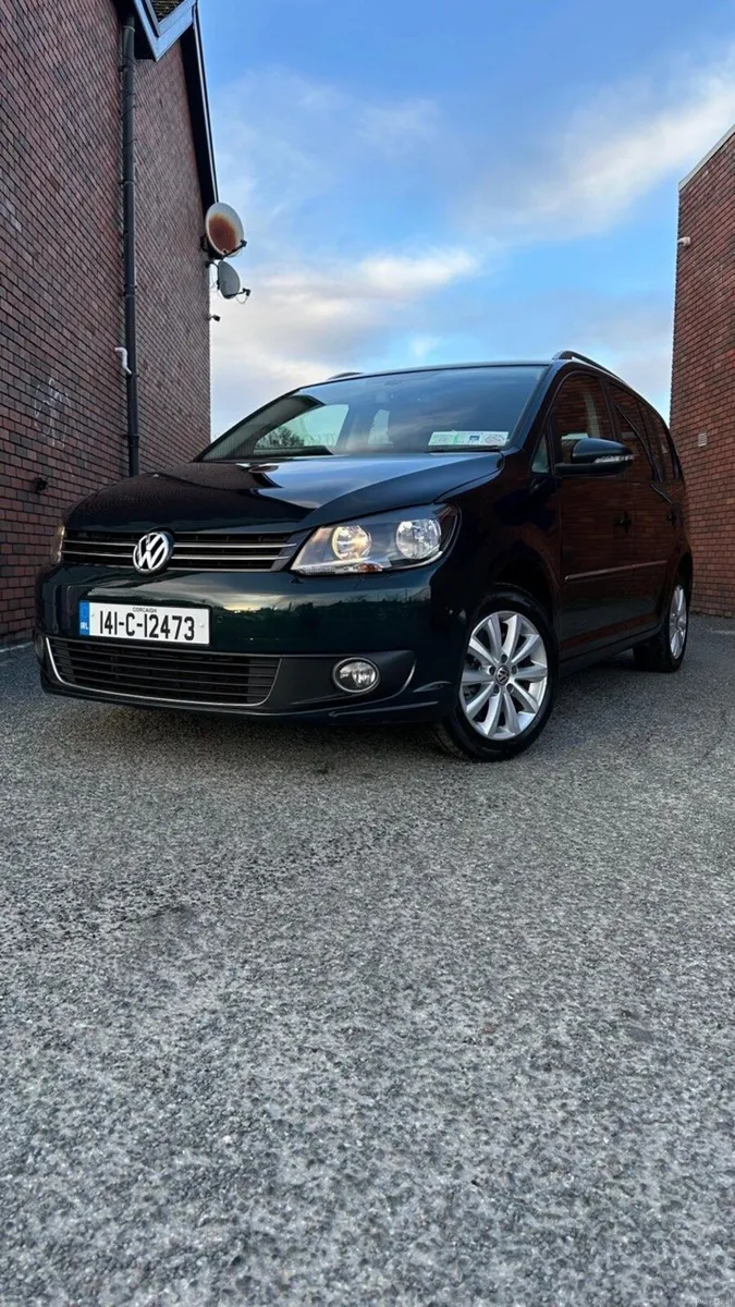 Volkswagen Touran 2014 2.0 tdi - Image 1