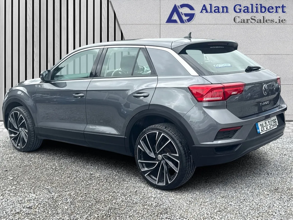 Volkswagen T-Roc 1.0 TSI SPORT - Image 2