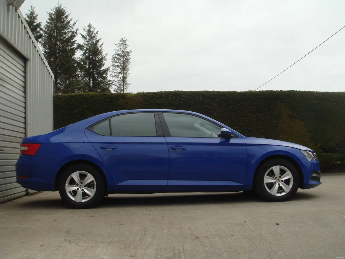 202 Superb 2.0 TDI 150 BHP €200 Road Tax NCT 3/28 - Image 2