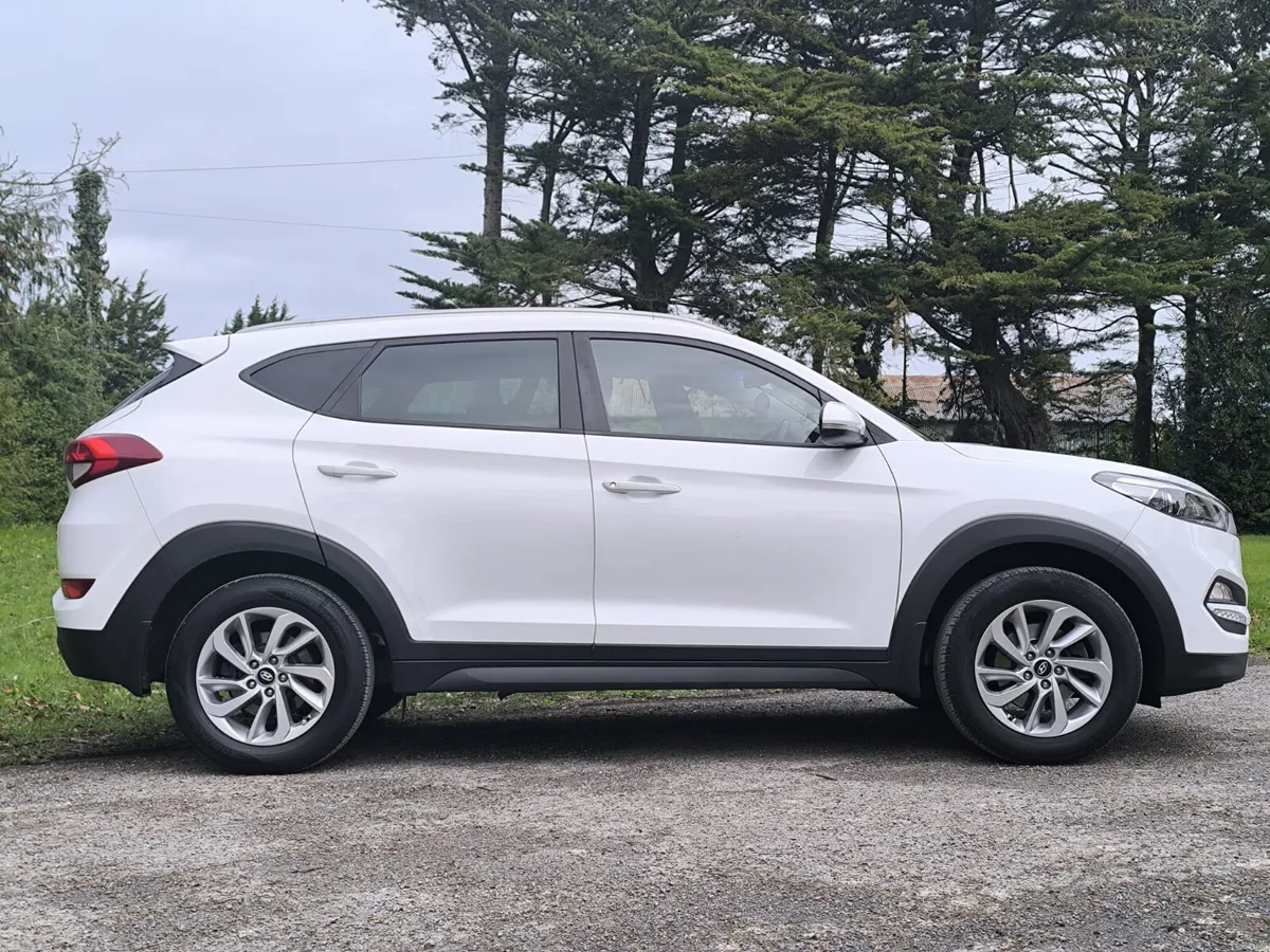 2017 Hyundai Tucson 1.7 CRDI Executive - Image 4