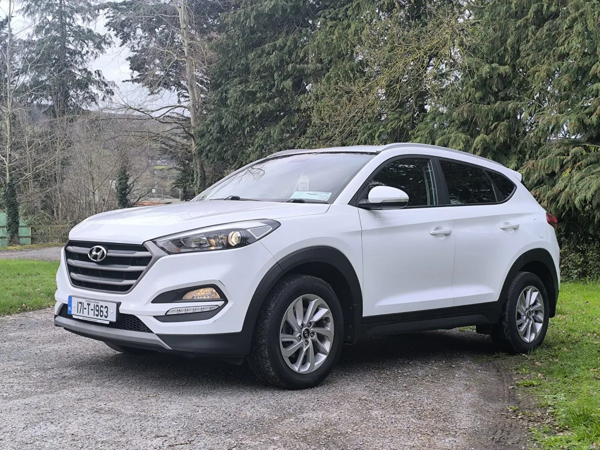 2017 Hyundai Tucson 1.7 CRDI Executive - Image 3