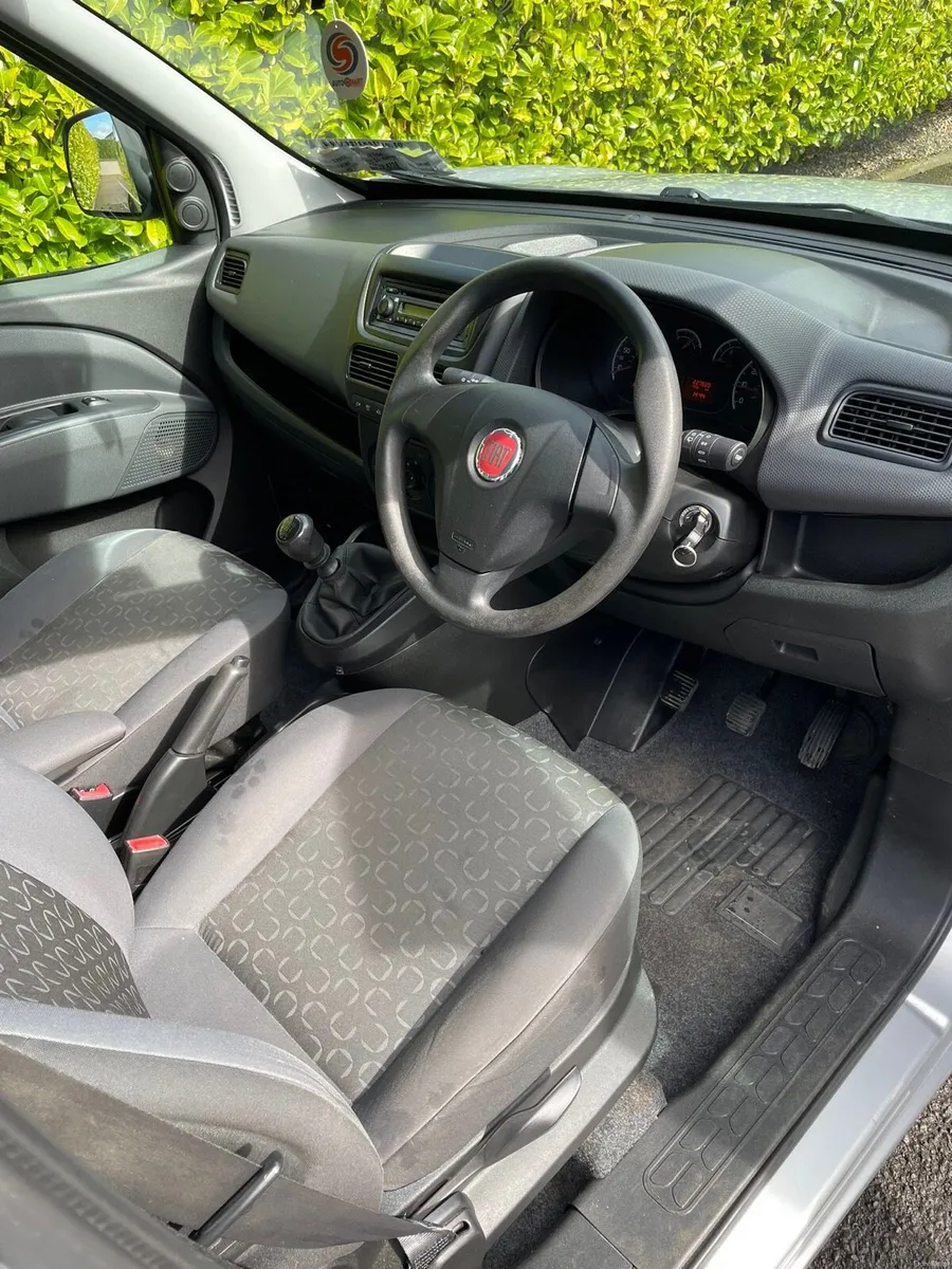 2011 Fiat Doblo - Image 4
