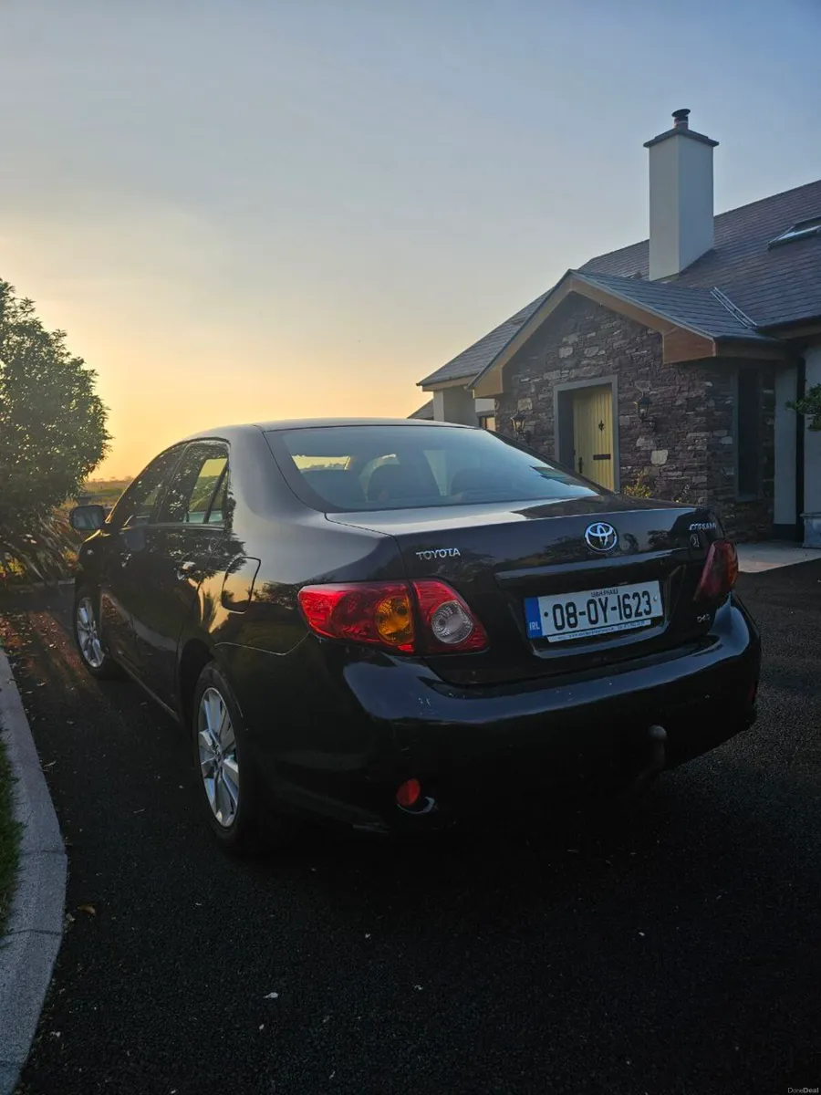 Toyota Corolla 2008 1.4d good condition - Image 3