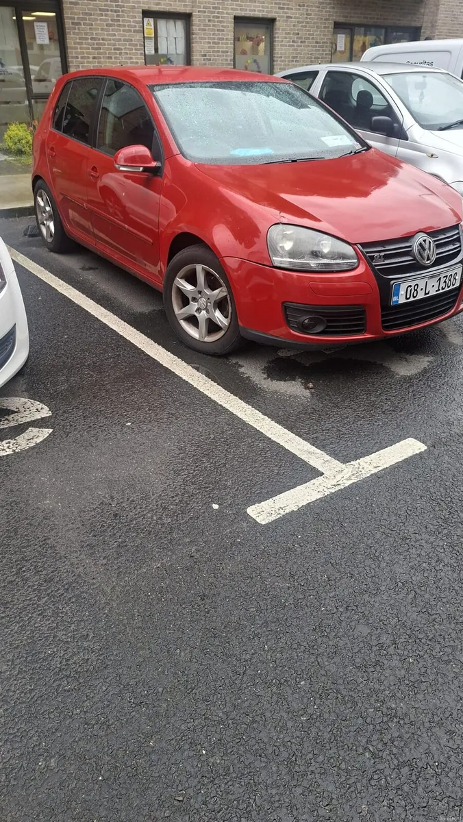 Volkswagen Golf - Image 1