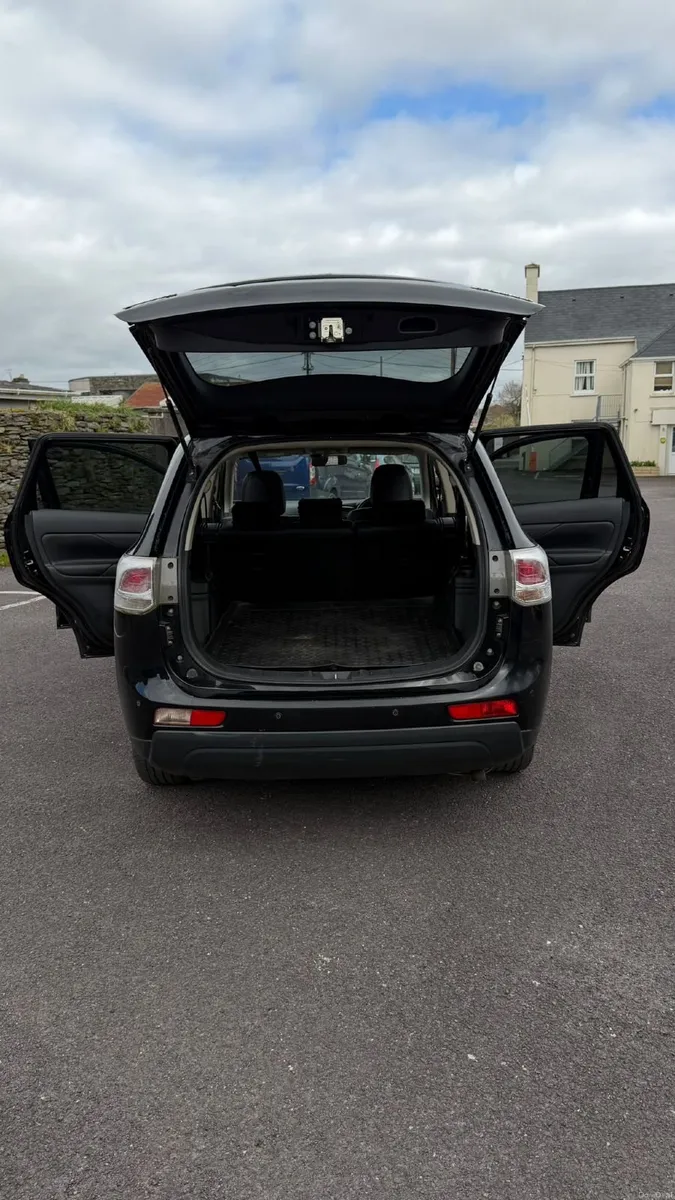 Mitsubishi Outlander 2014 - Image 4