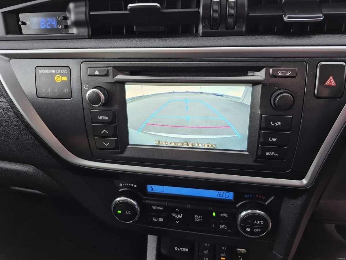 2015 Toyota Auris Icon Plus 1.4 Diesel - Image 4