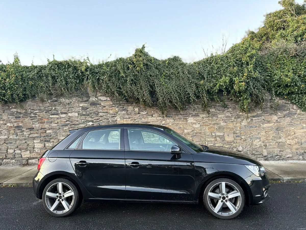 Audi A1 2014 - Image 1