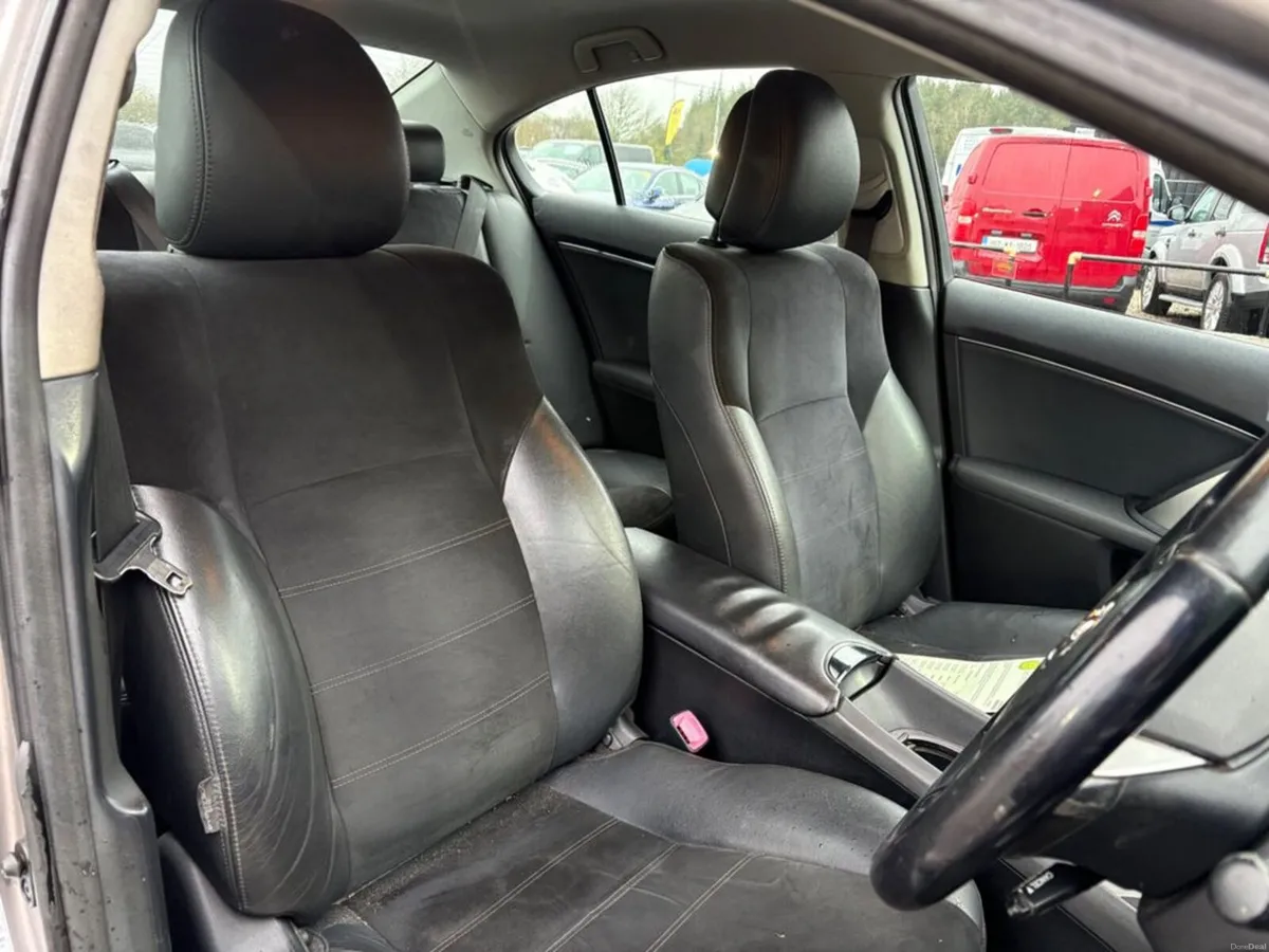 Toyota Avensis 2.0 D4D Luna €4999 - Image 2