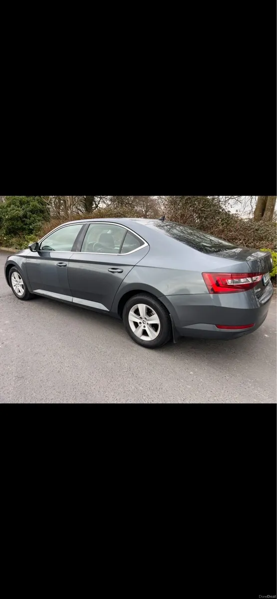 Skoda Superb auto 2016 7.200€ - Image 2