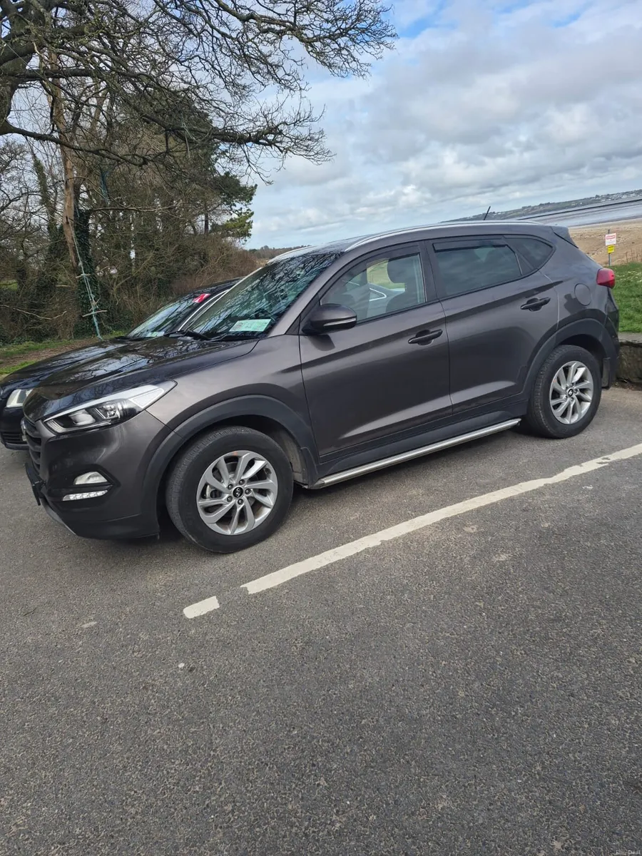 Hyundai Tuscon - Image 2