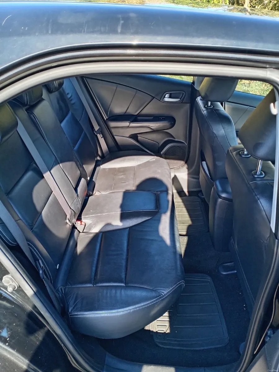 Honda Civic 2012 - Image 4