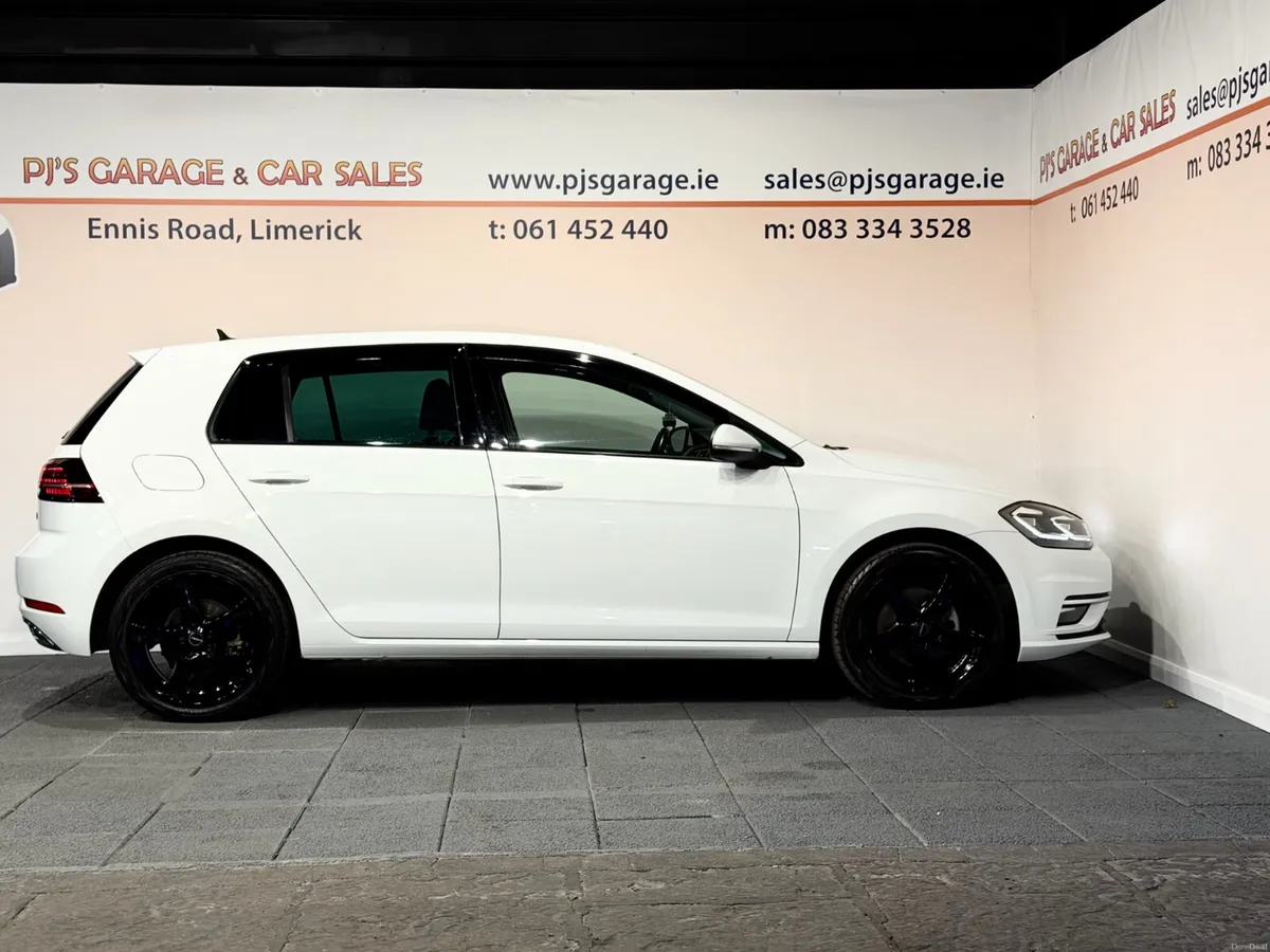 Volkswagen Golf, 2017 - 1 Year Warranty/New NCT - Image 4