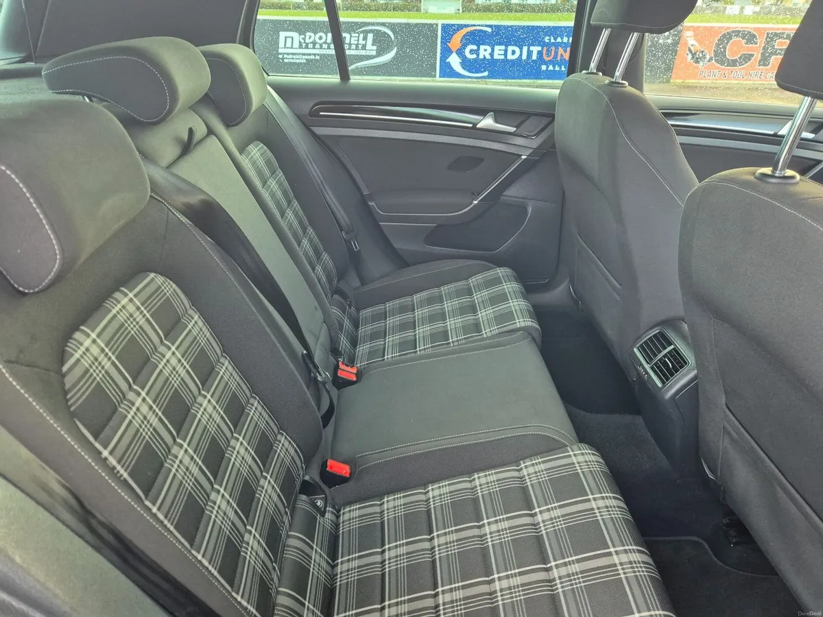 Volkswagen Golf 2017 - Image 3