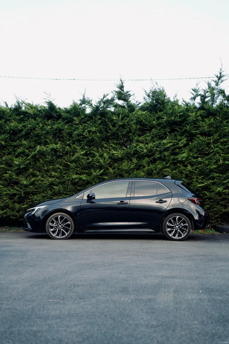 Toyota Corolla 1.8 Sports Hybrid 2023 |Low Mileage - Image 2