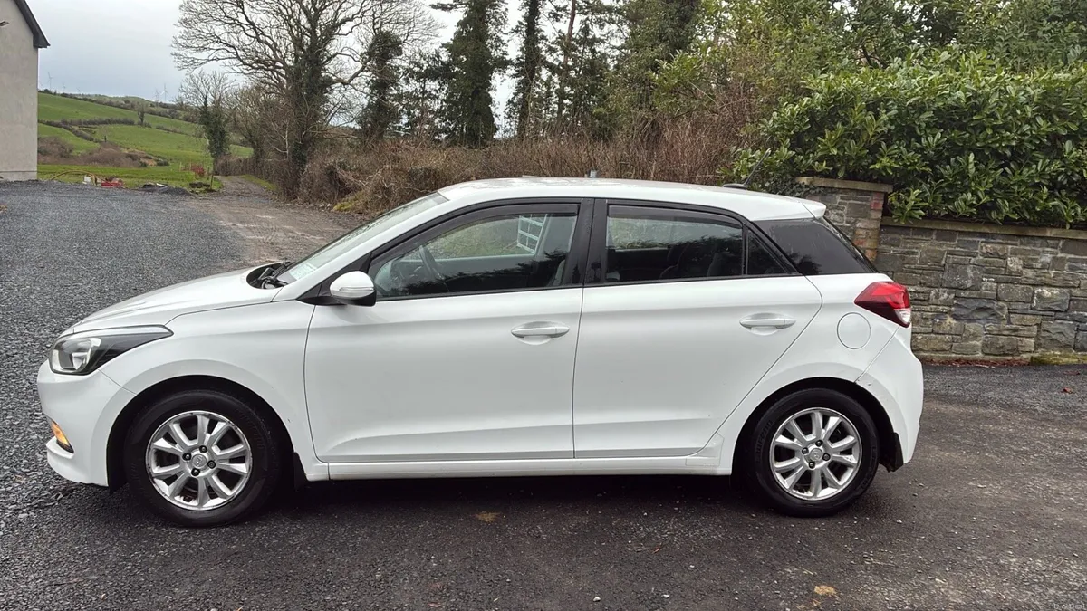 Hyundai i20 - Image 1