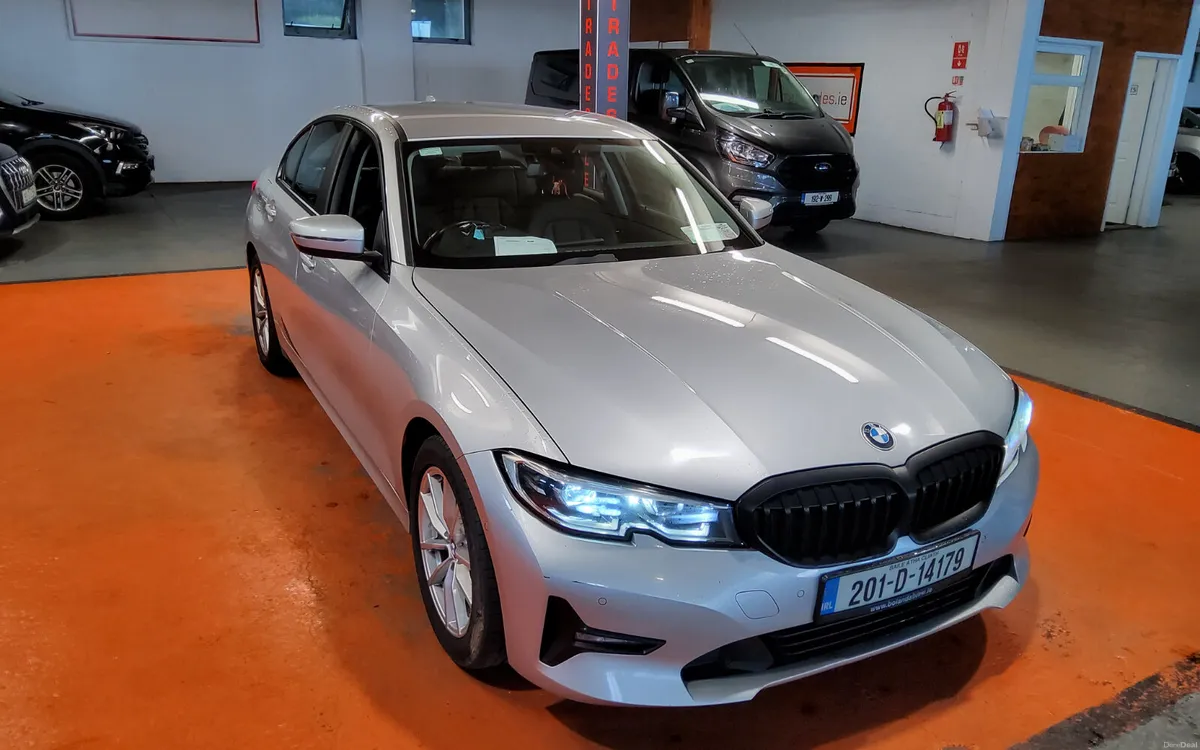 BMW 3-Series 2020 - Image 1
