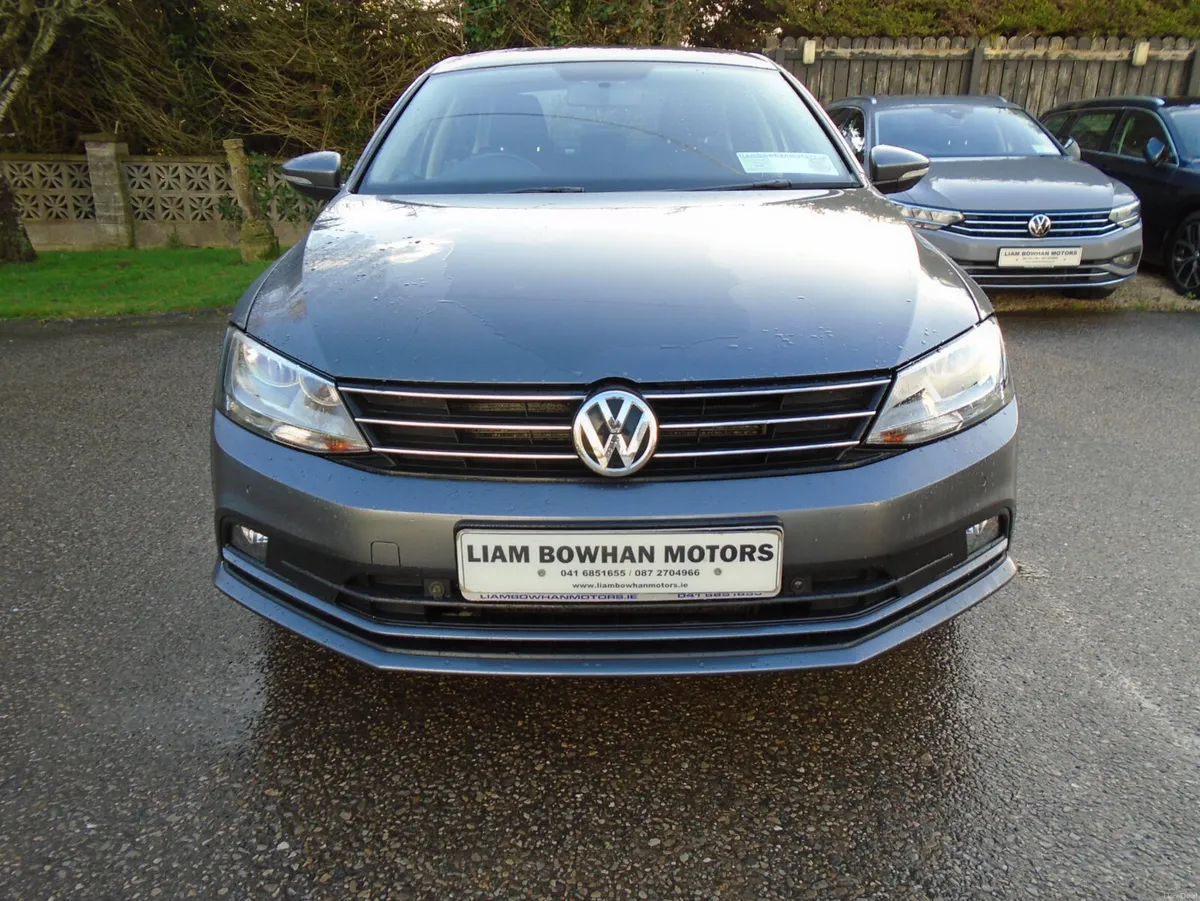 Volkswagen Jetta 2015,2lt 110-bhp,Comfortline,Fogs - Image 4