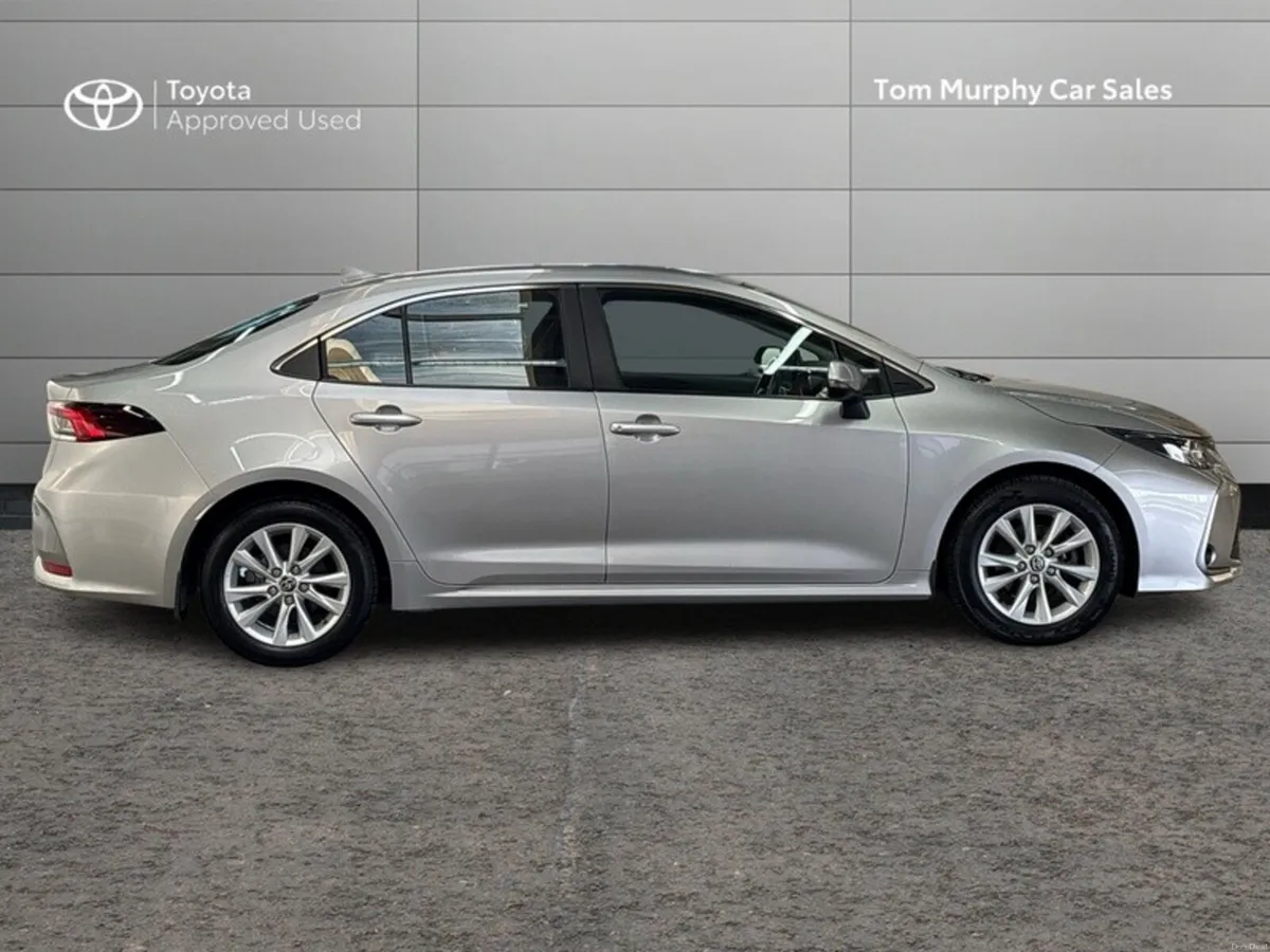 Toyota Corolla LUNA SALOON 4DR AUTO - Image 3