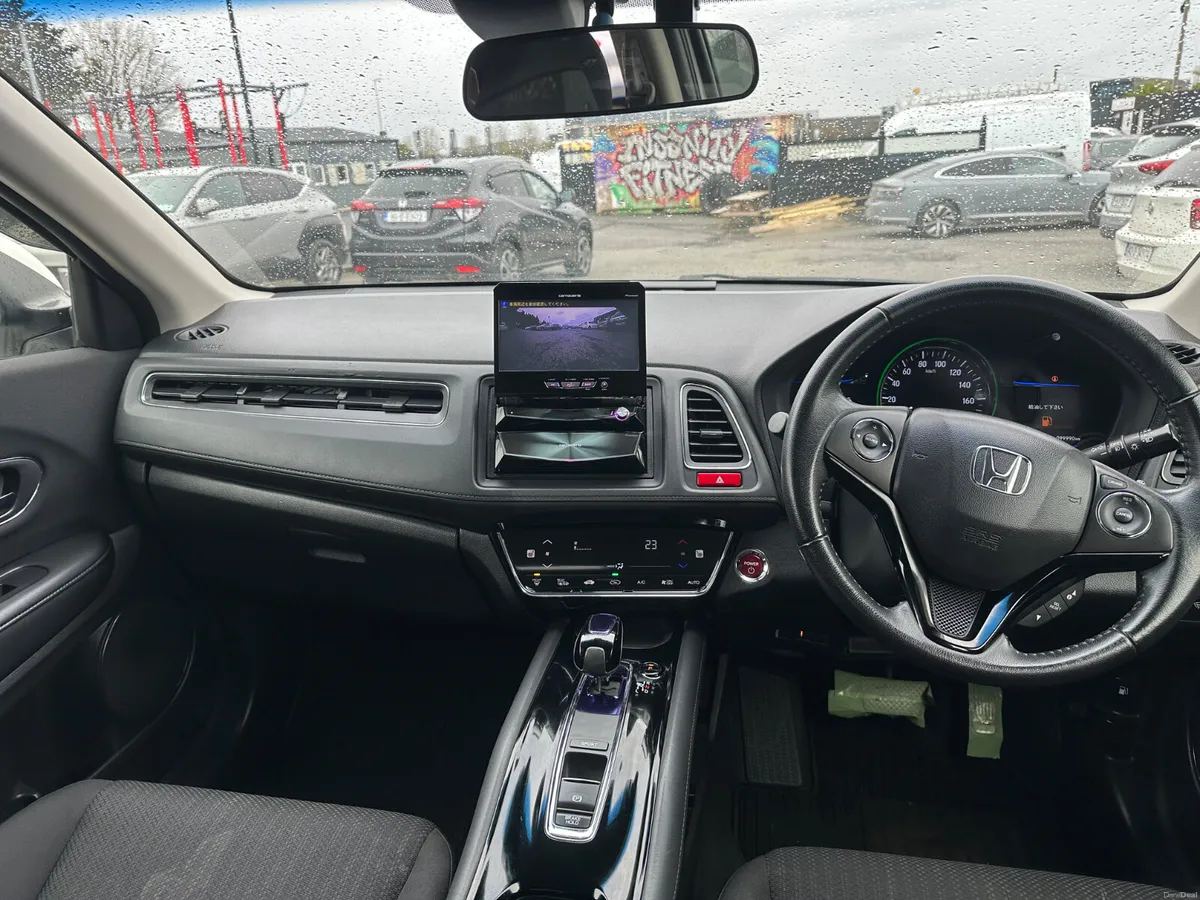 2014 Honda Vezel 1.5L Hybrid Low Miles Fresh Nct - Image 5