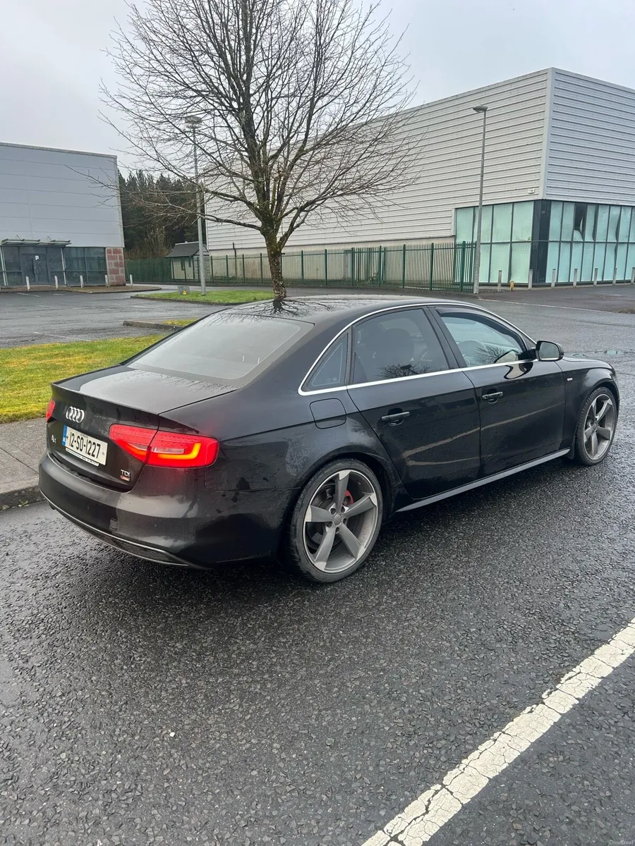 Audi a4 sline black edition - Image 4