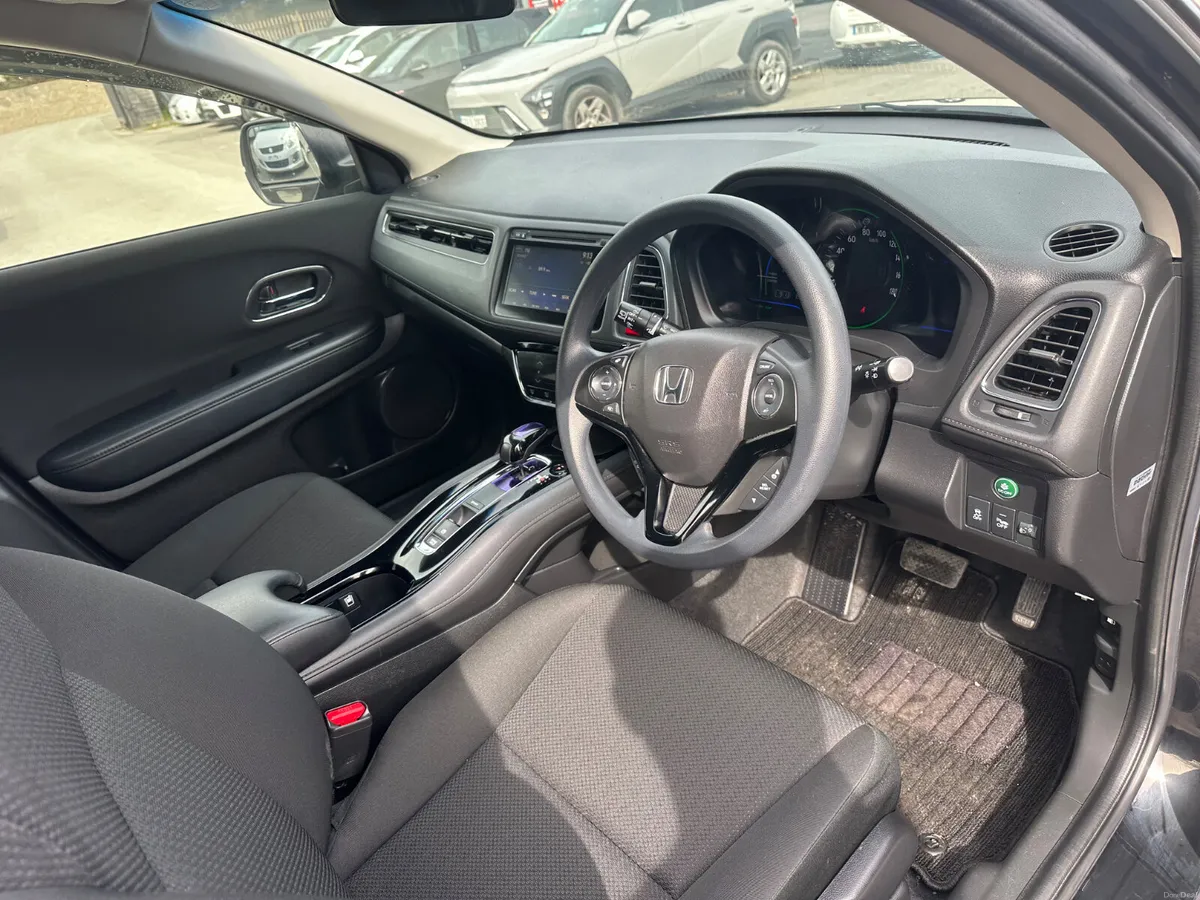 2015 Honda Vezel 1.5L Hybrid Low Miles Fresh Nct - Image 6