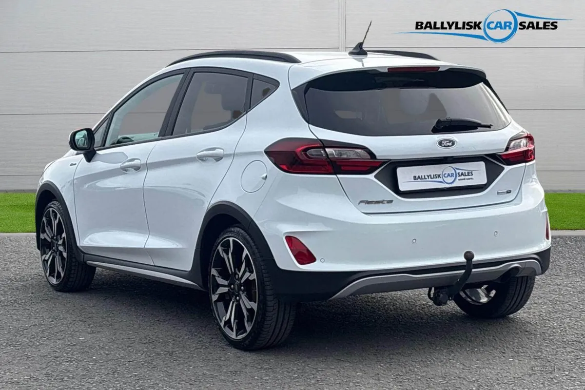 Ford Fiesta 1.0T 125PS MHEV Active X Edition in Wh - Image 2