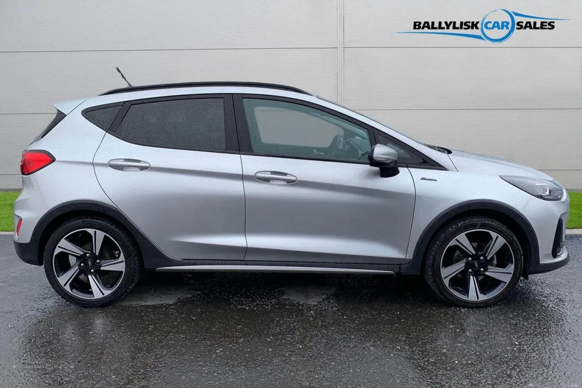 Ford Fiesta 1.0T 100PS Active in Moondust Silver w - Image 3