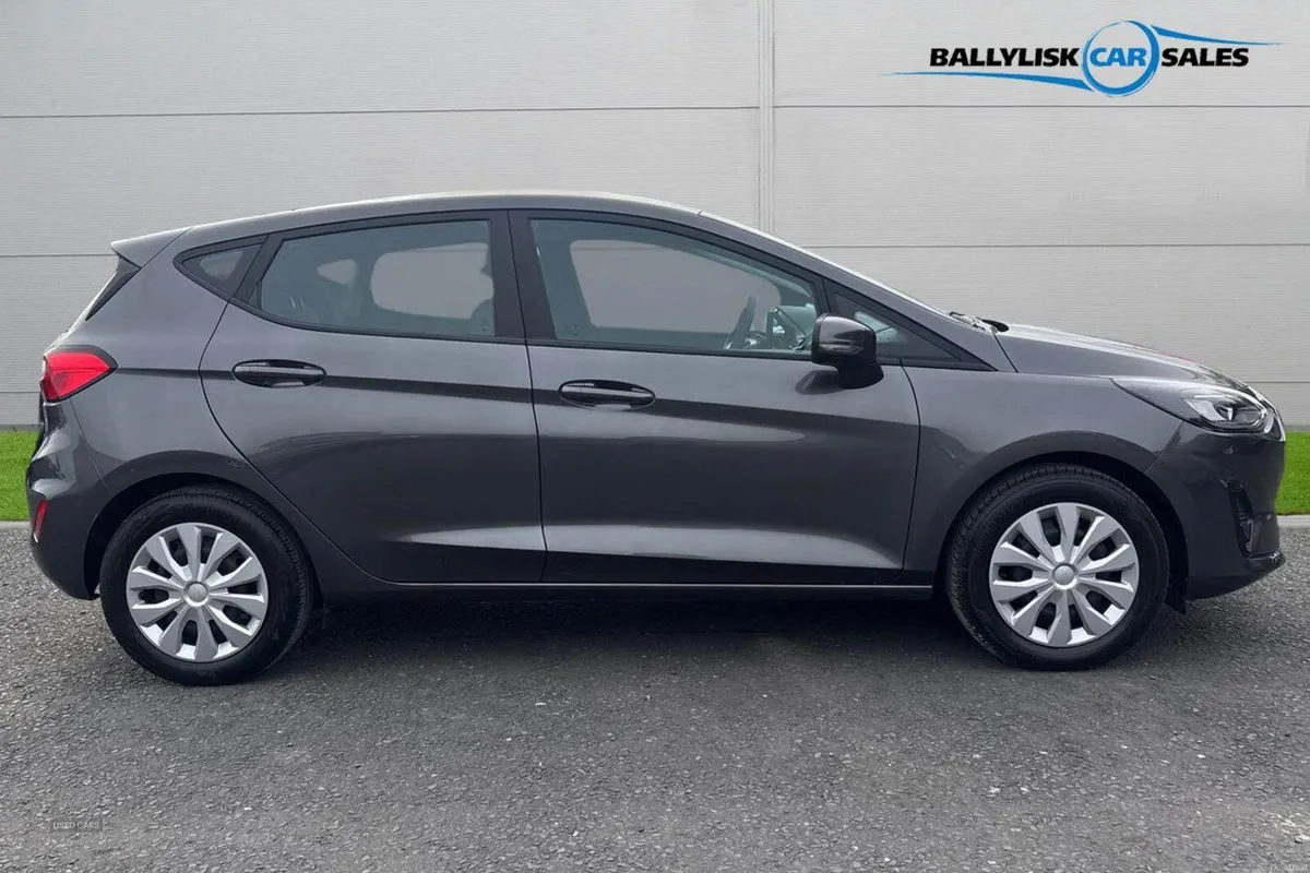 Ford Fiesta 1.0T 100PS Trend in Magnetic with 33K - Image 3