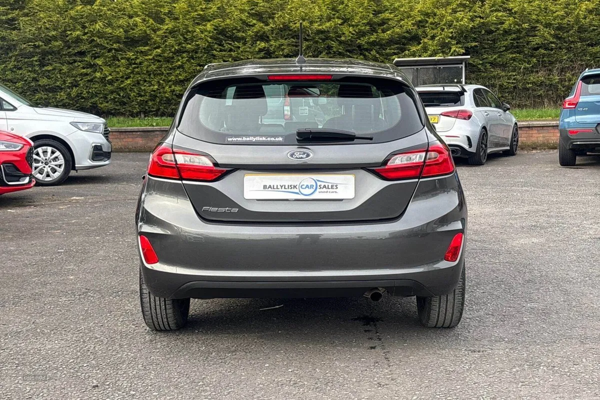 Ford Fiesta 1.0T 100PS Trend in Magnetic with 33K - Image 5