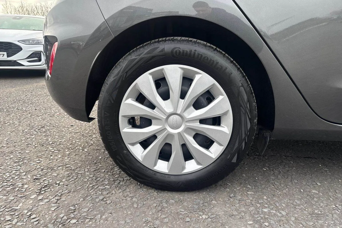 Ford Fiesta 1.0T 100PS Trend in Magnetic with 33K - Image 6
