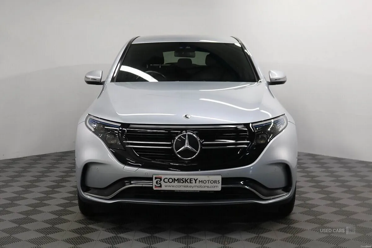 Mercedes-Benz EQC 400 AMG Line - Image 2