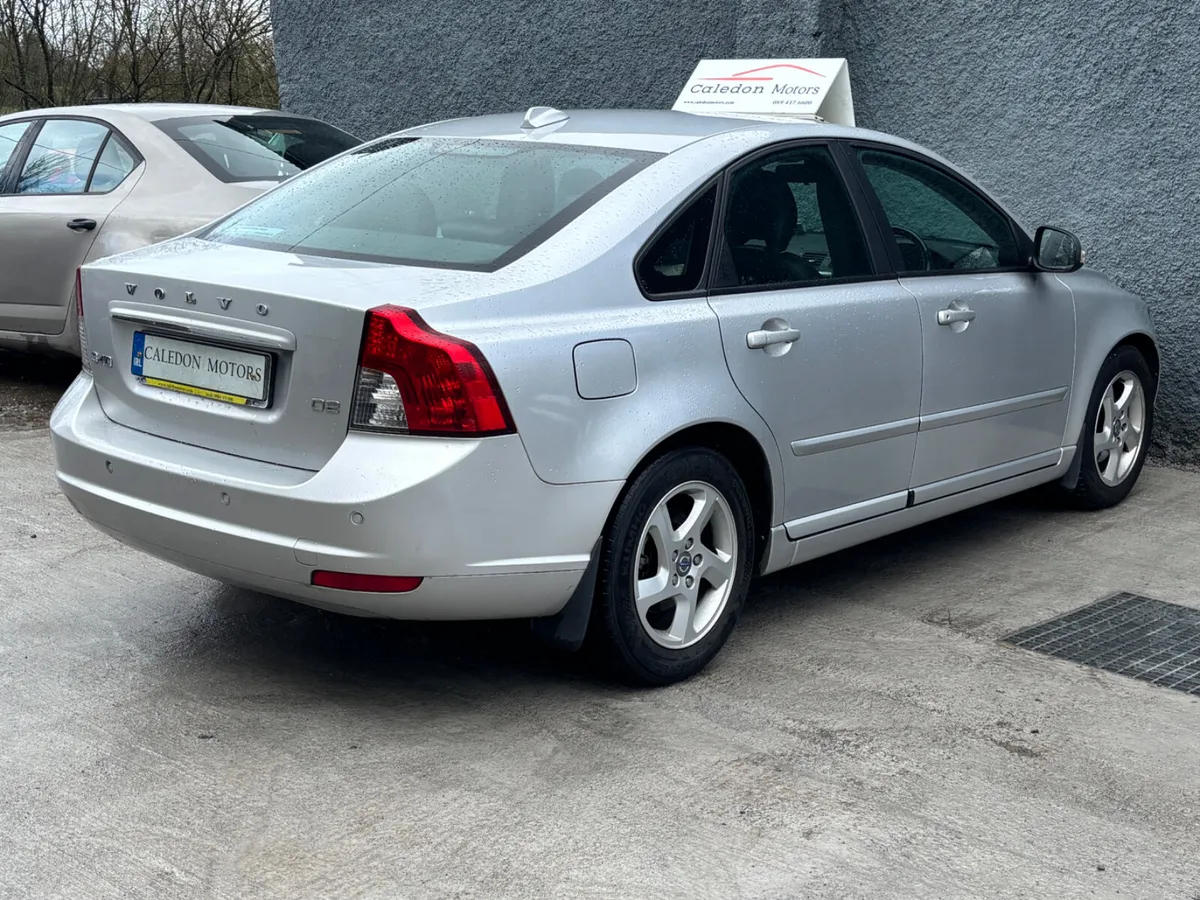 VOLVO S40- NCT &TAX - Image 4