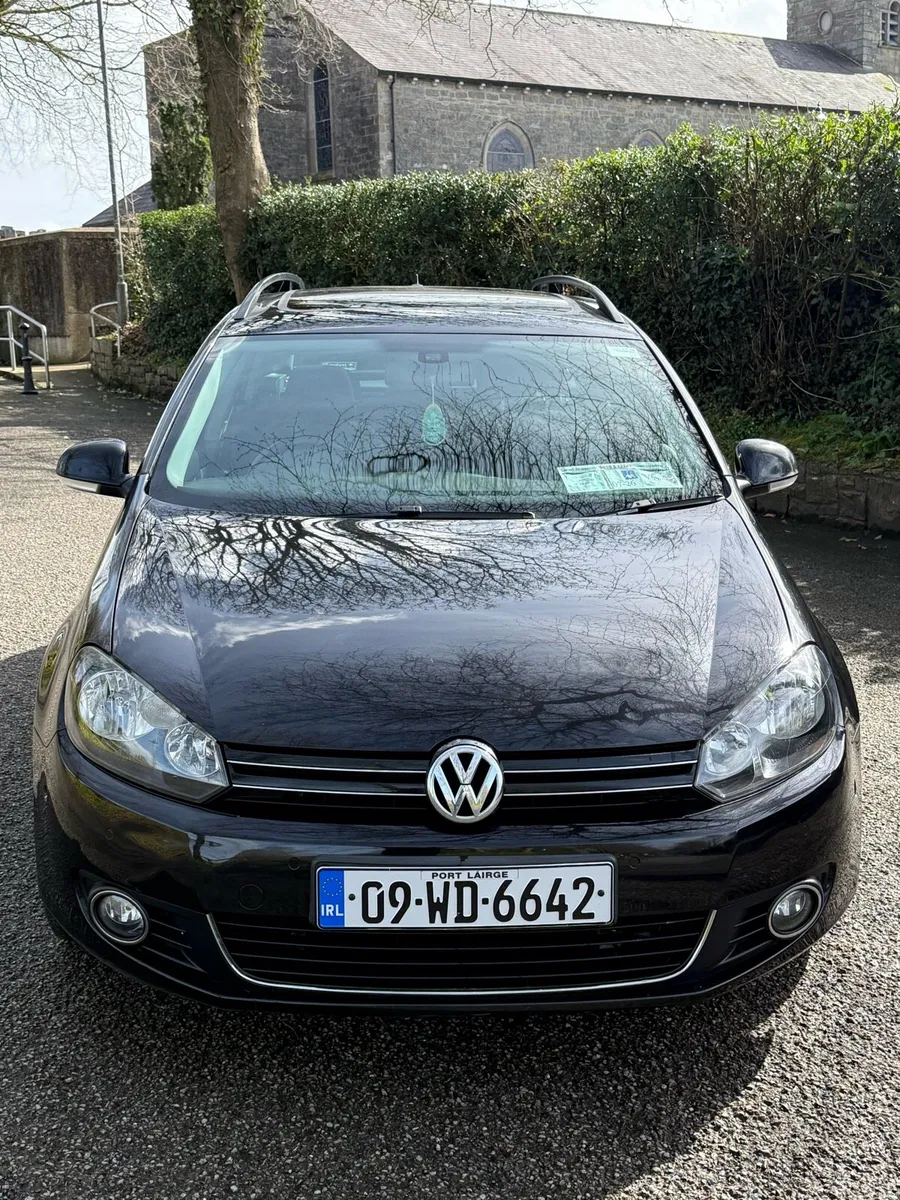 2009 Volkswagen Golf DSG - Image 2