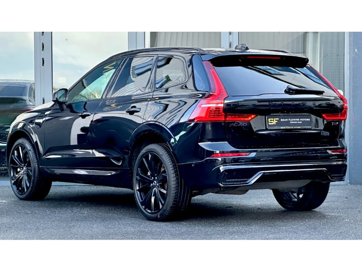 Volvo XC60 + T6 PHEV A RECHARGE PLUS EDITION AWD B - Image 4