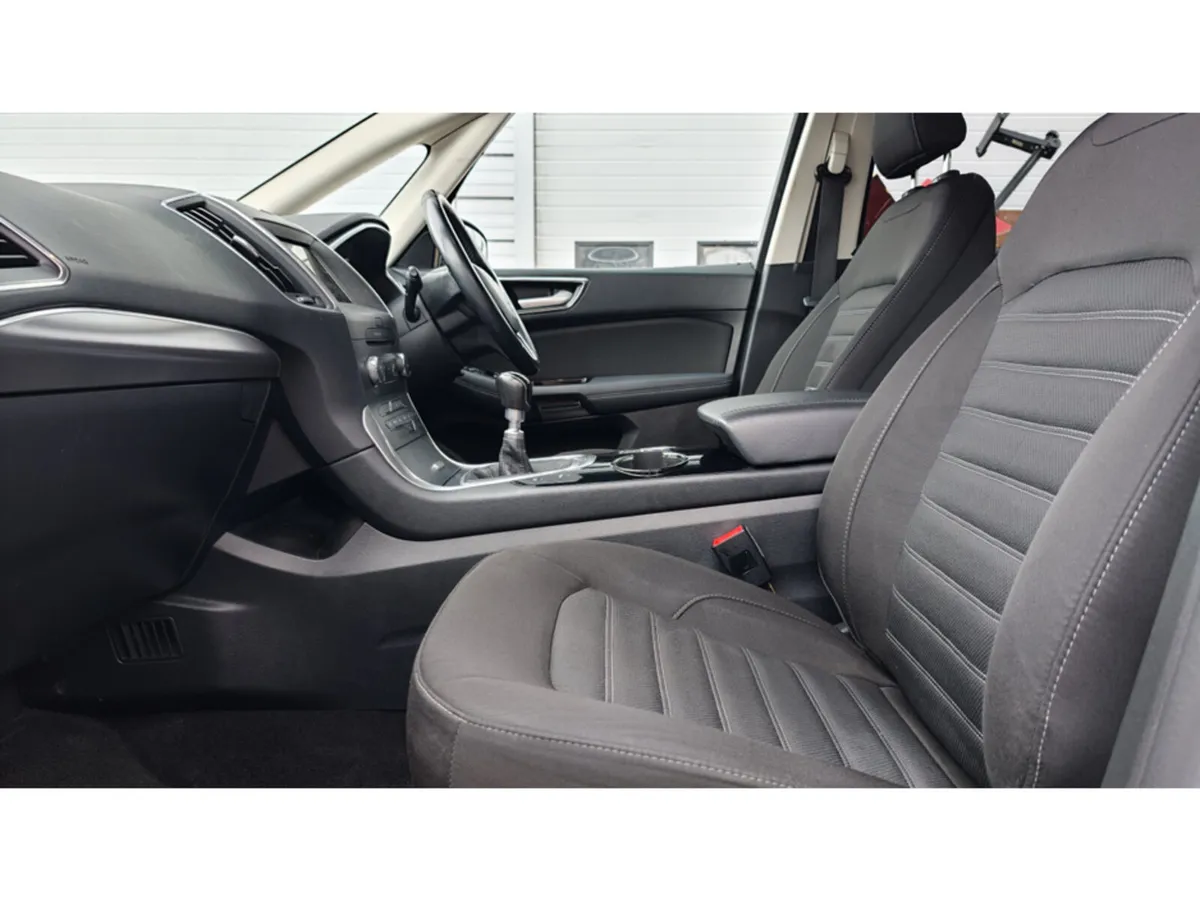 Ford Galaxy Titanium 2.0 TDI 150 BHP- 1 OWNER FROM - Image 3