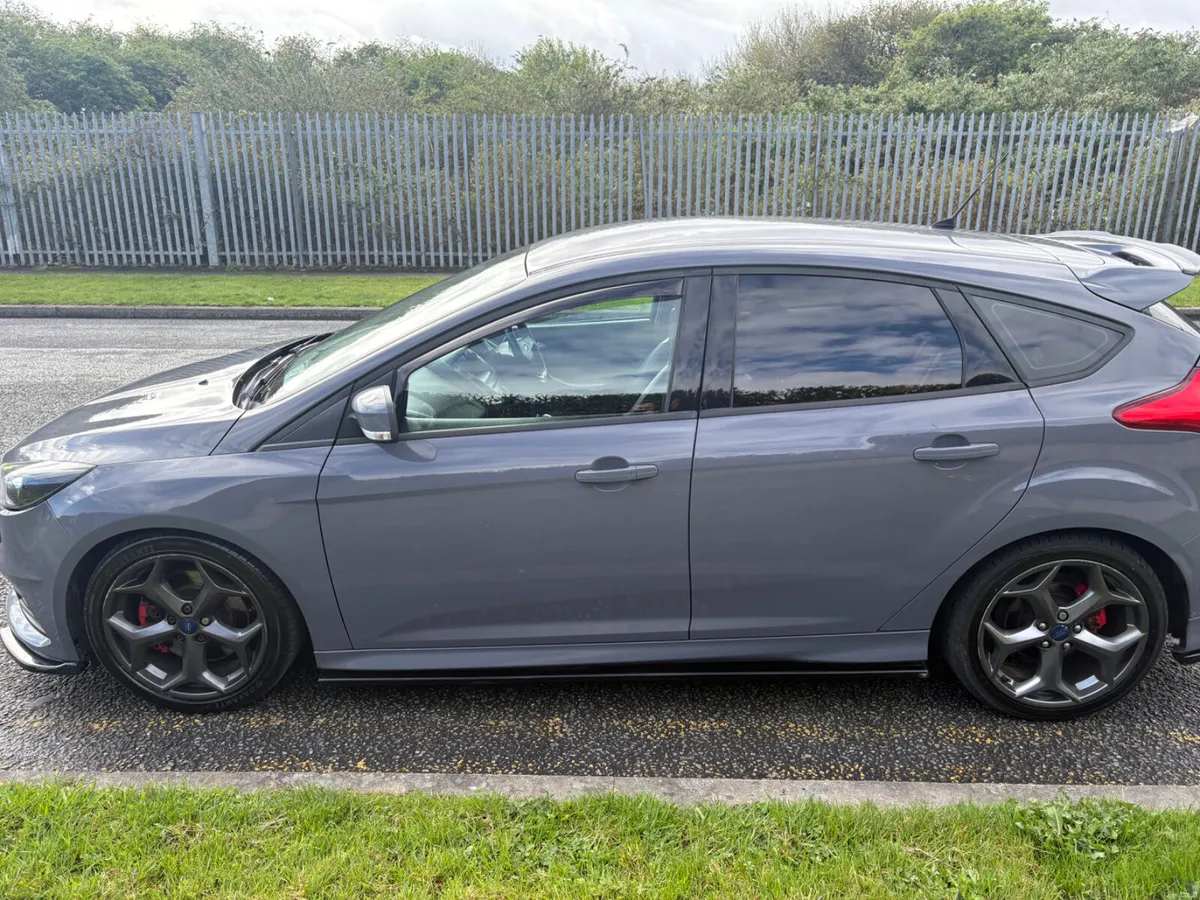 Ford Focus ST - Image 4