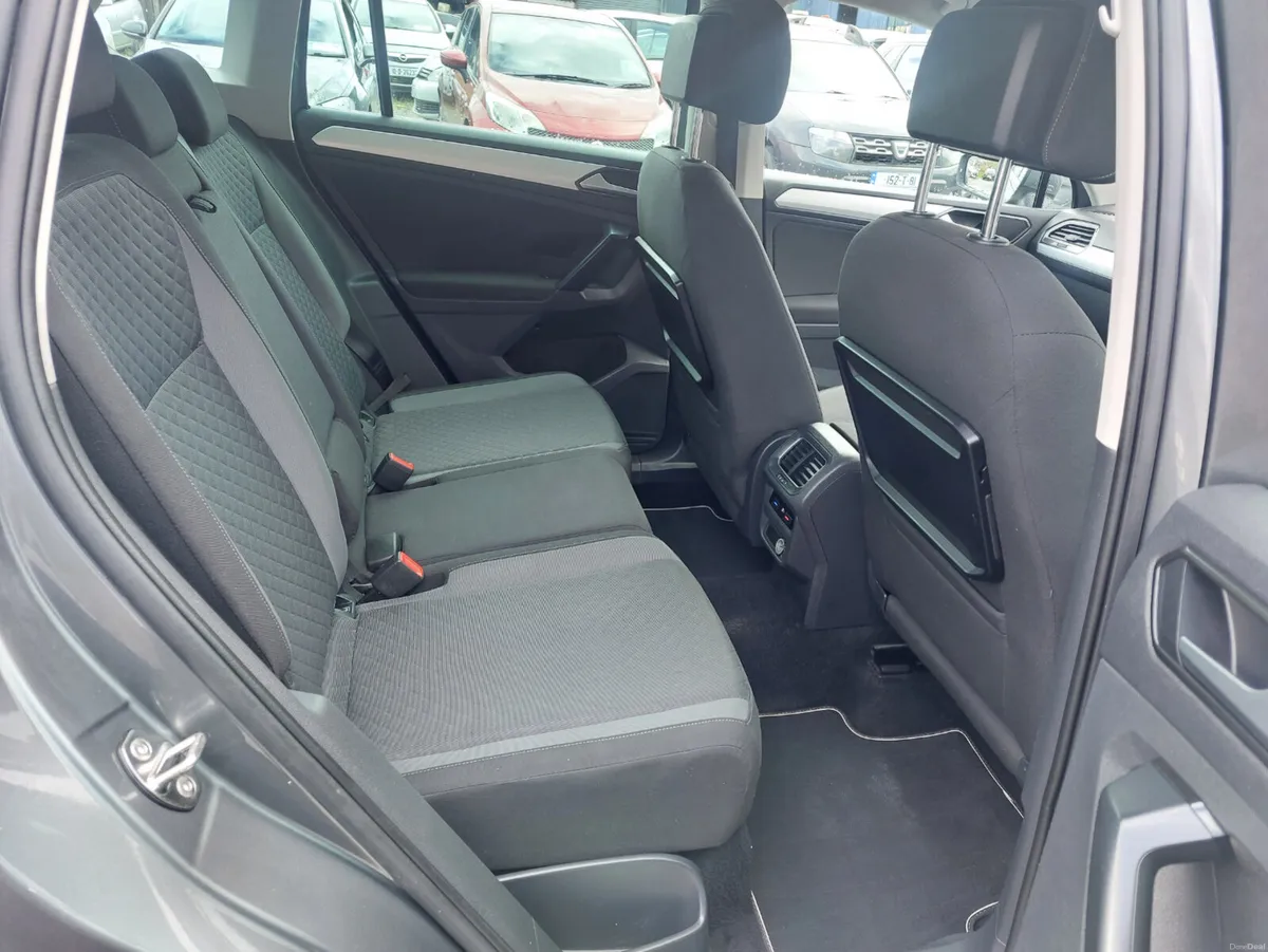 Volkswagen Tiguan 2017 - Image 4