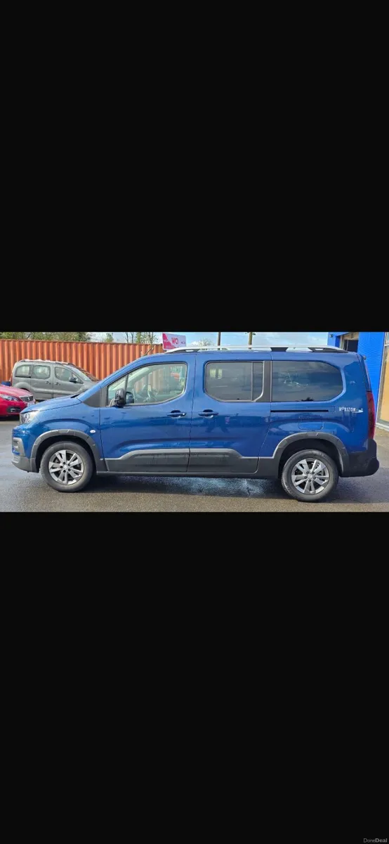 Wheelchair Accessible Peugeot Rifter 2022 - Image 3