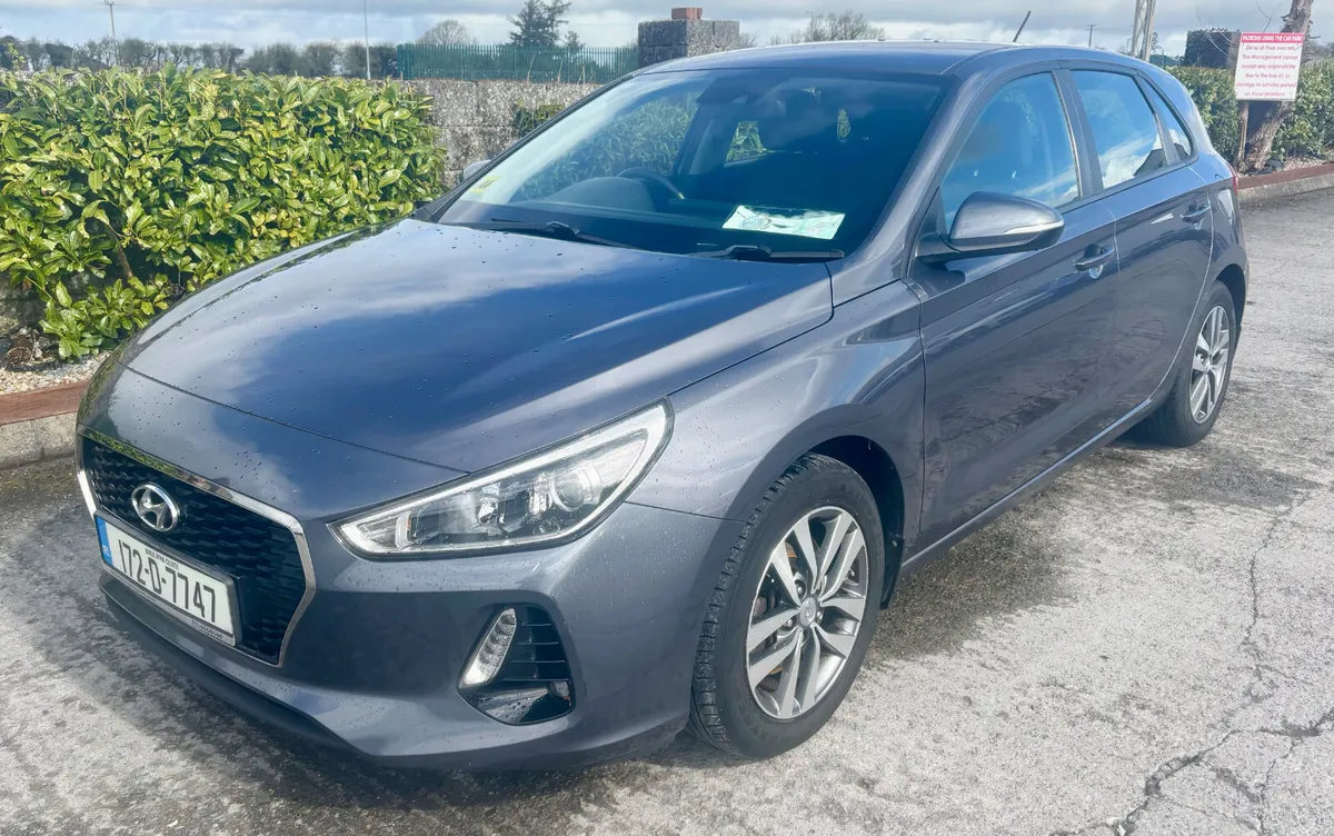 2017 Hyundai i30 1.4L Petrol Delux Low KMS - Image 1