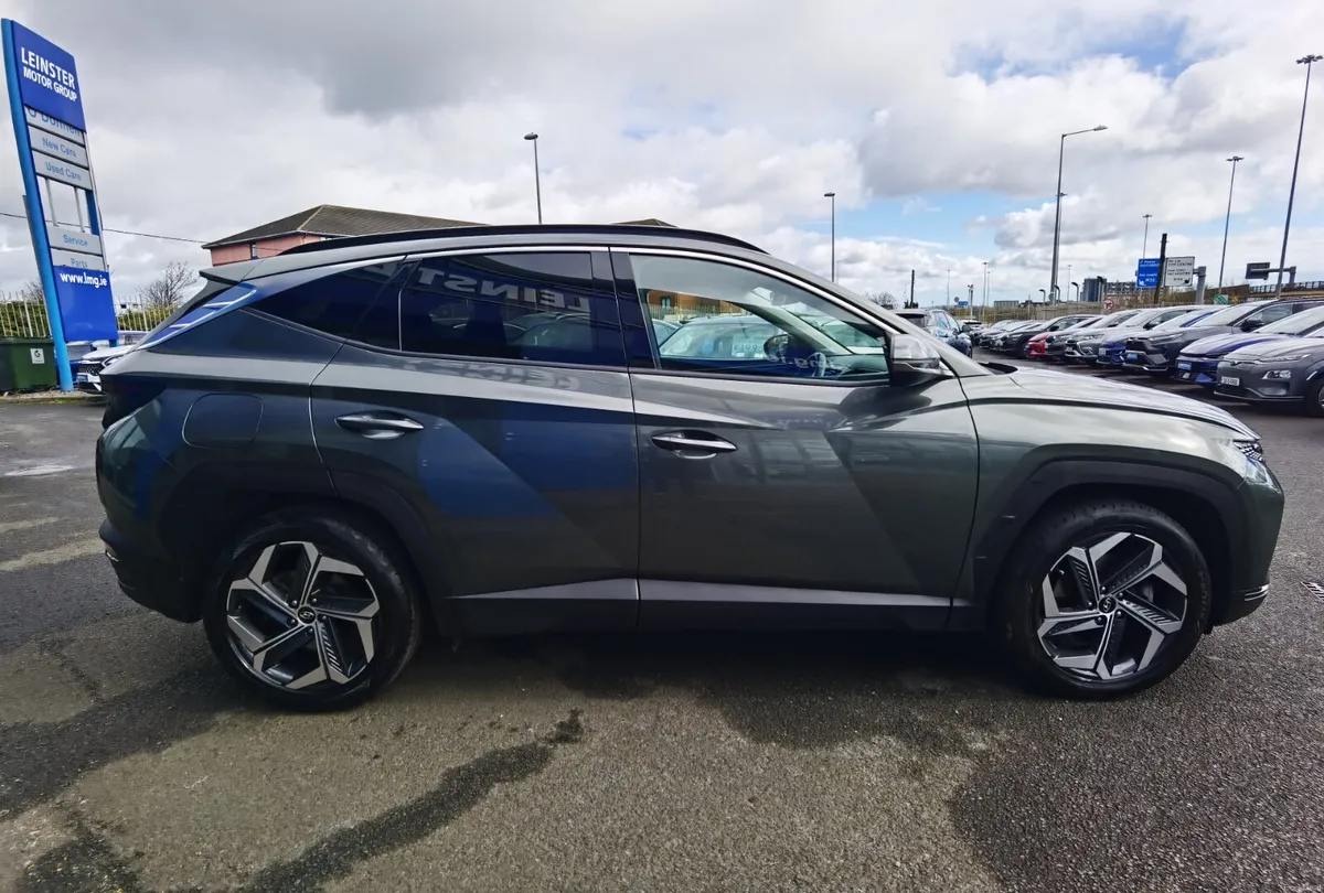 HYUNDAI TUCSON 1.6 PREMIUM AUTOMATIC PHEV - Image 4