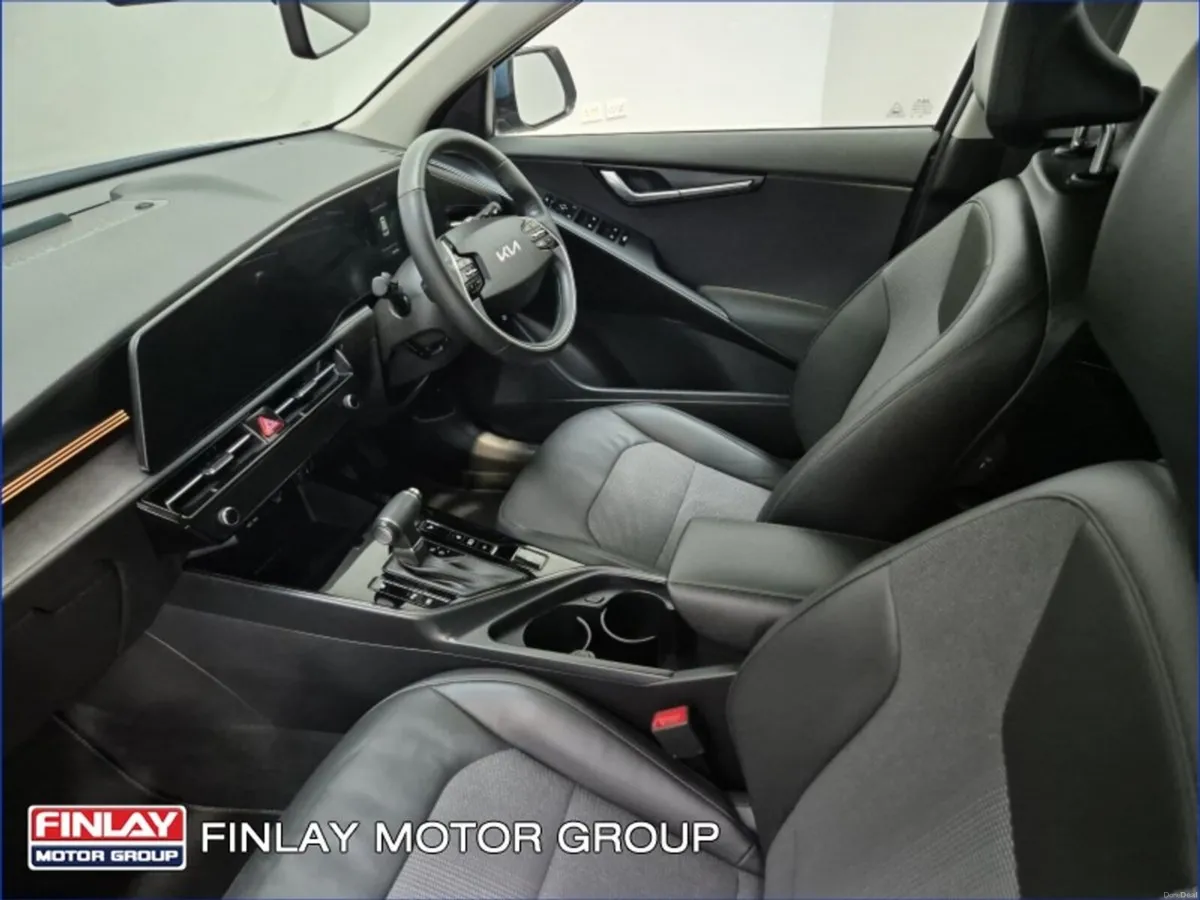 Kia Niro Niro K3 PHEV Half Leather , Camera , Nav - Image 4