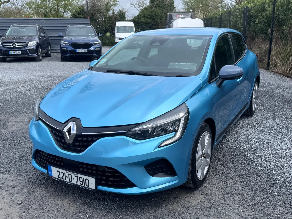 Renault Clio 2022 from €69 per week - Image 3