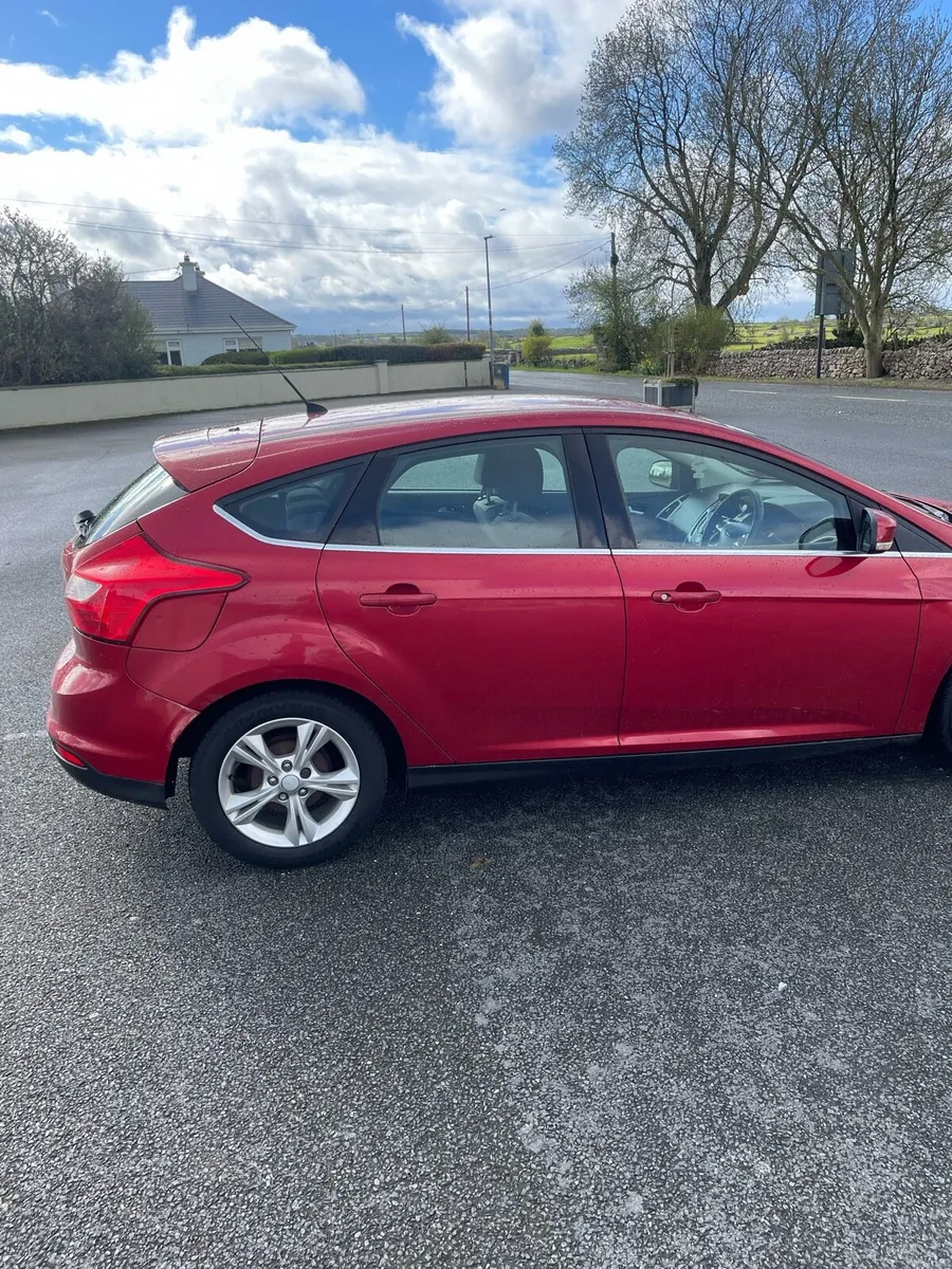 2013 ford focus - Image 2