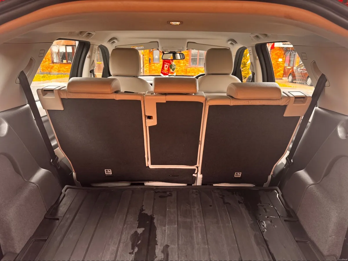 Land Rover Discovery Sport 2019 - Image 4