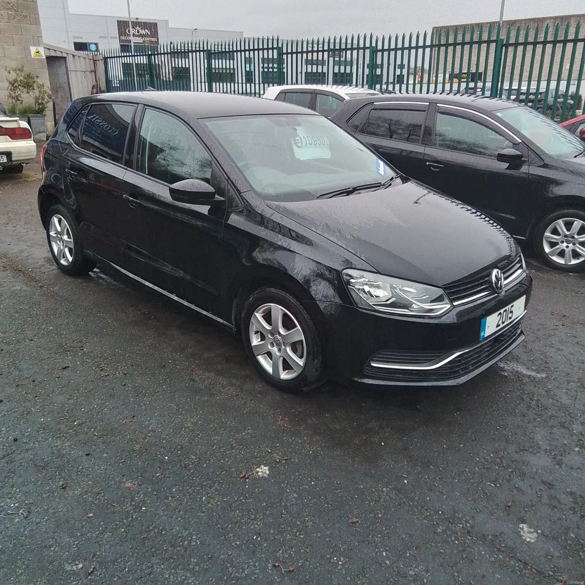 Volkswagen Polo 2015 automatic - Image 2