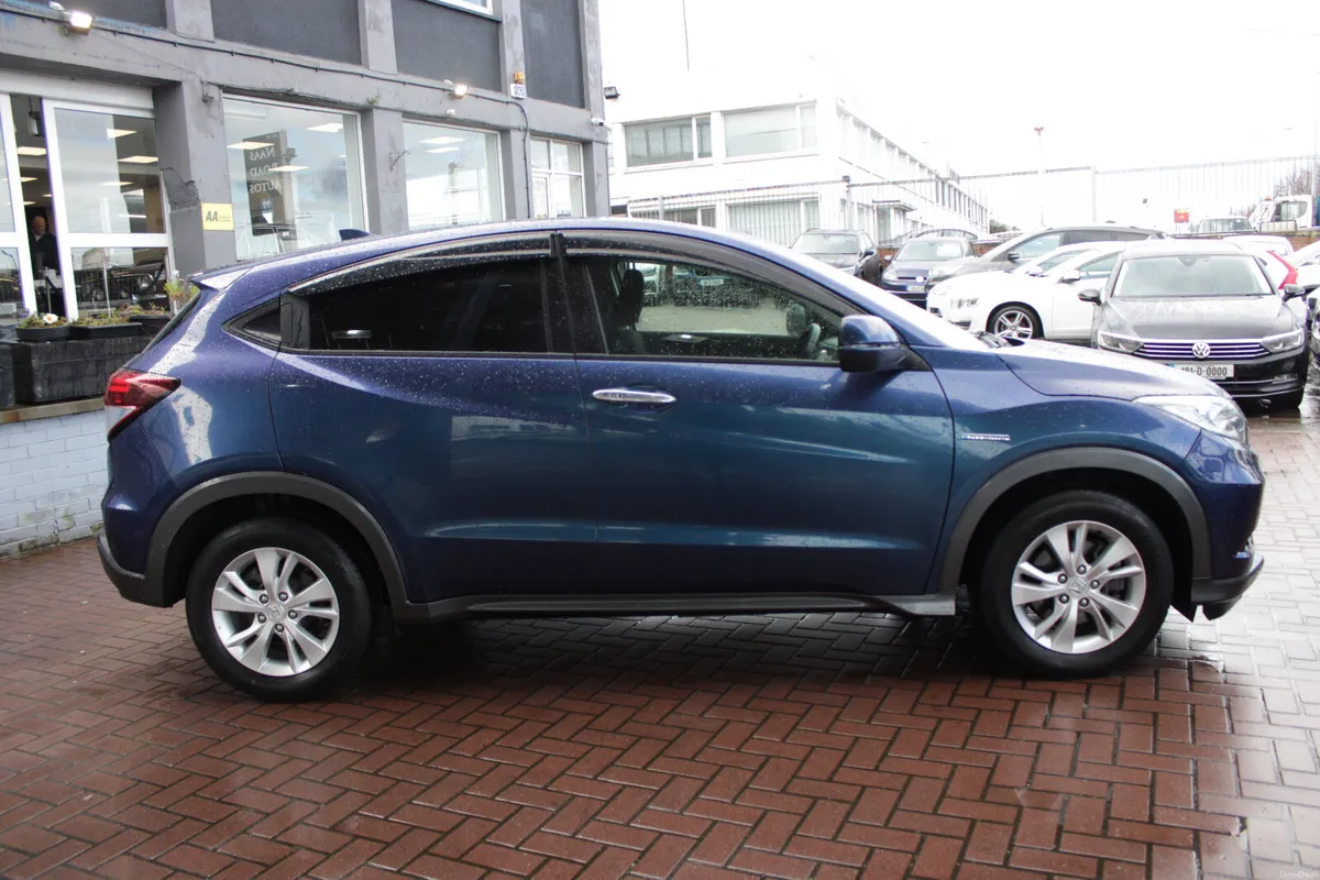2016 HONDA VEZEL 1.5L PETROL HYBRID - Image 3